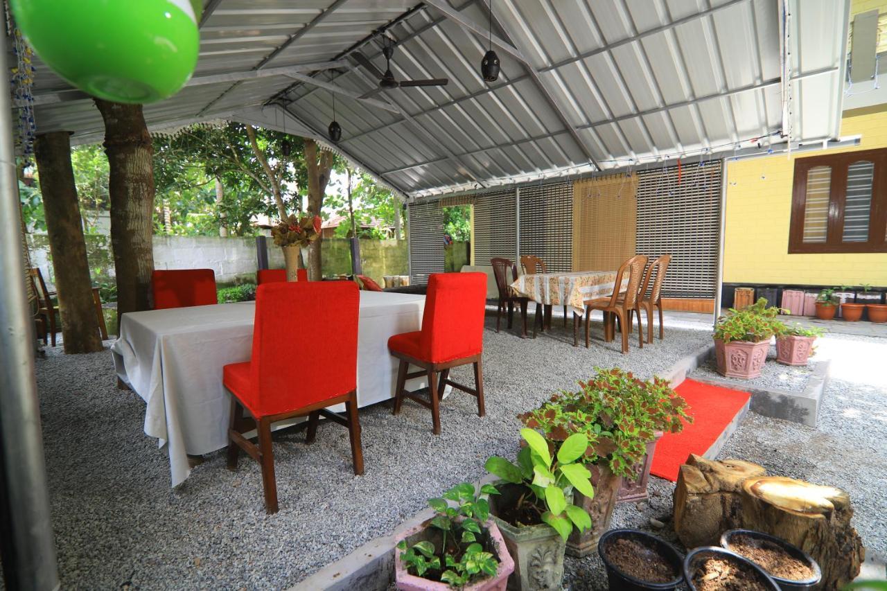 Hotel Cloud Nine Inside Varkala Exteriér fotografie